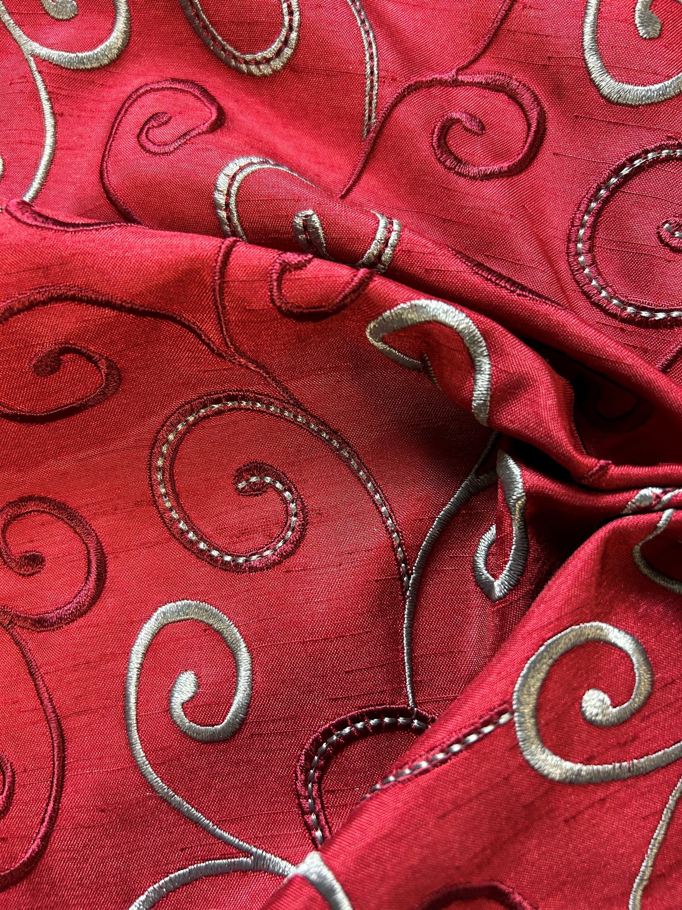 Red, Burgundy & Wine Fabrics