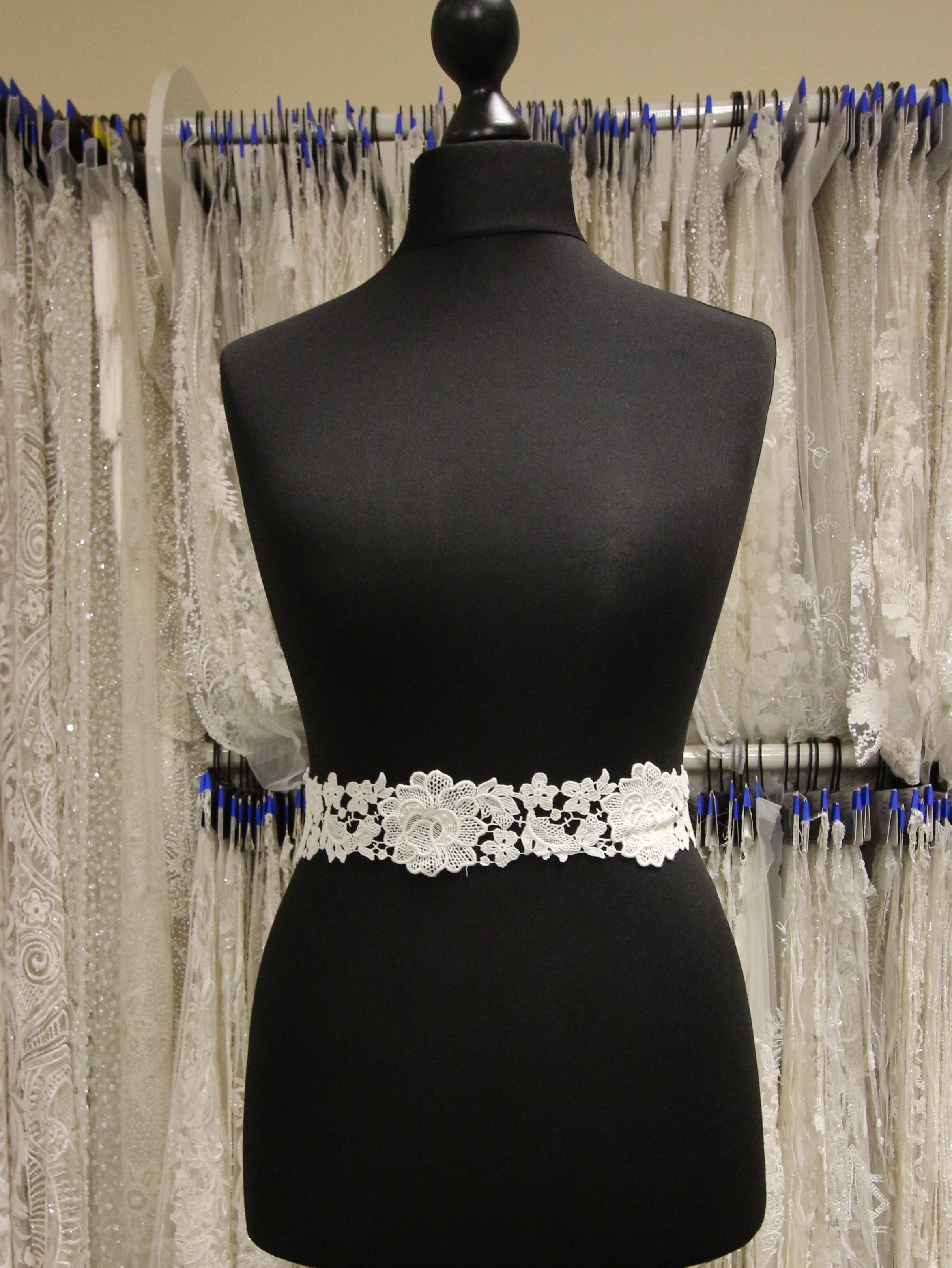 Guipure Lace Trim