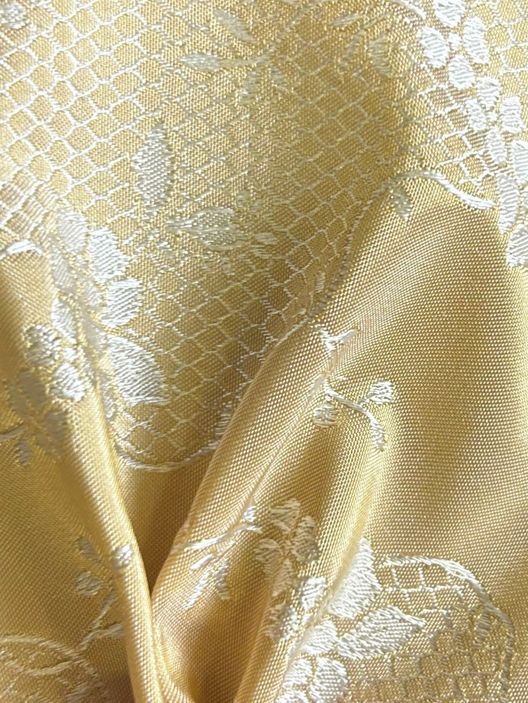 Tissu Jacquard Doré - Anvers