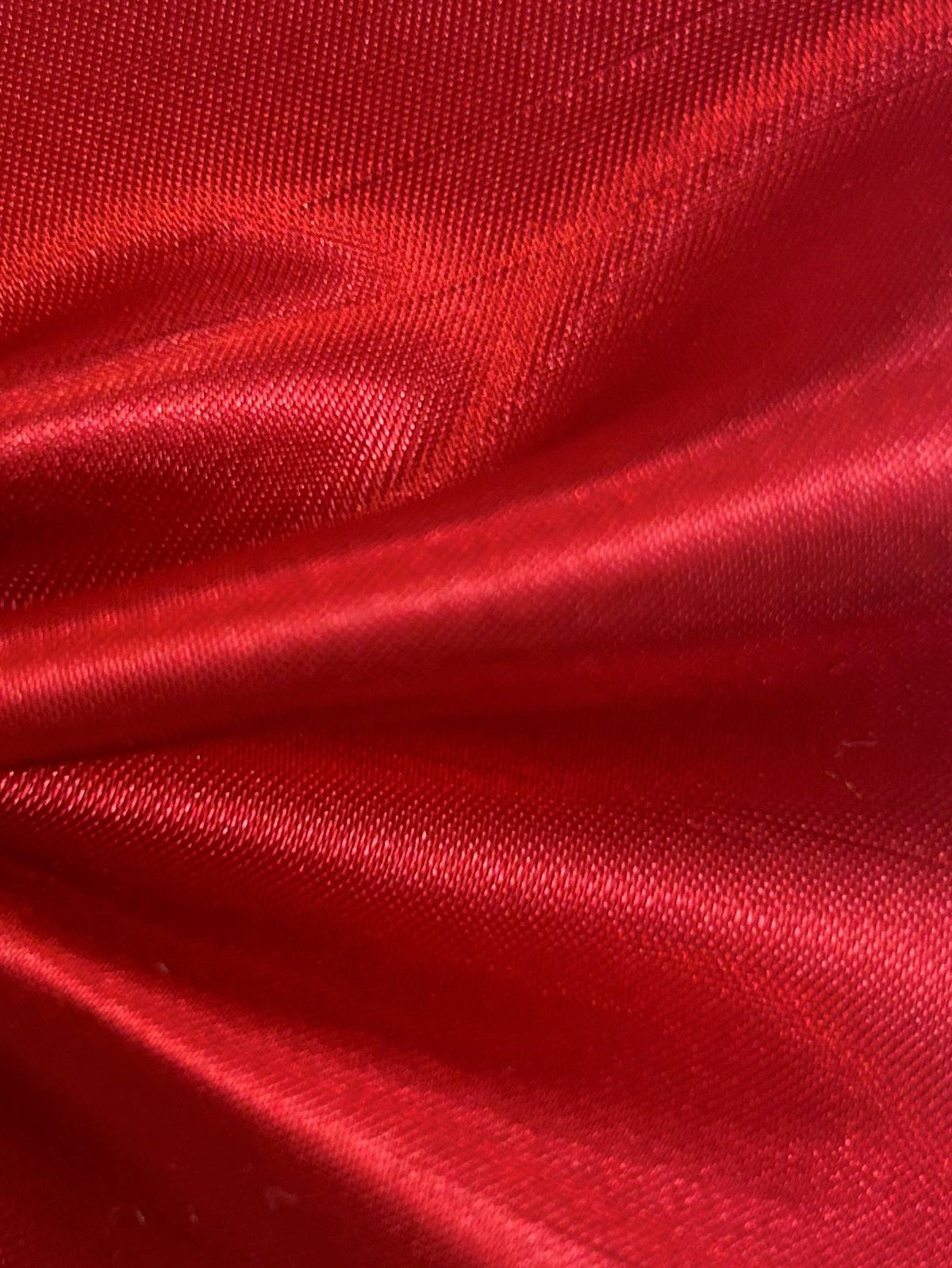 Dupion en satin de polyester rouge - Clarté