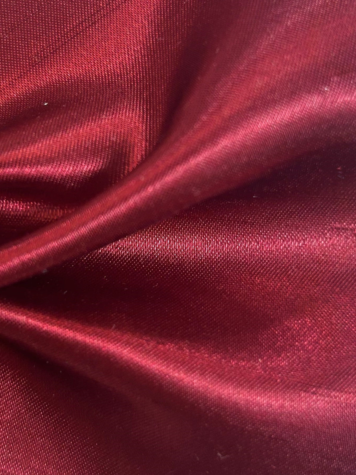 Dupion en satin de polyester rubis - Clarté