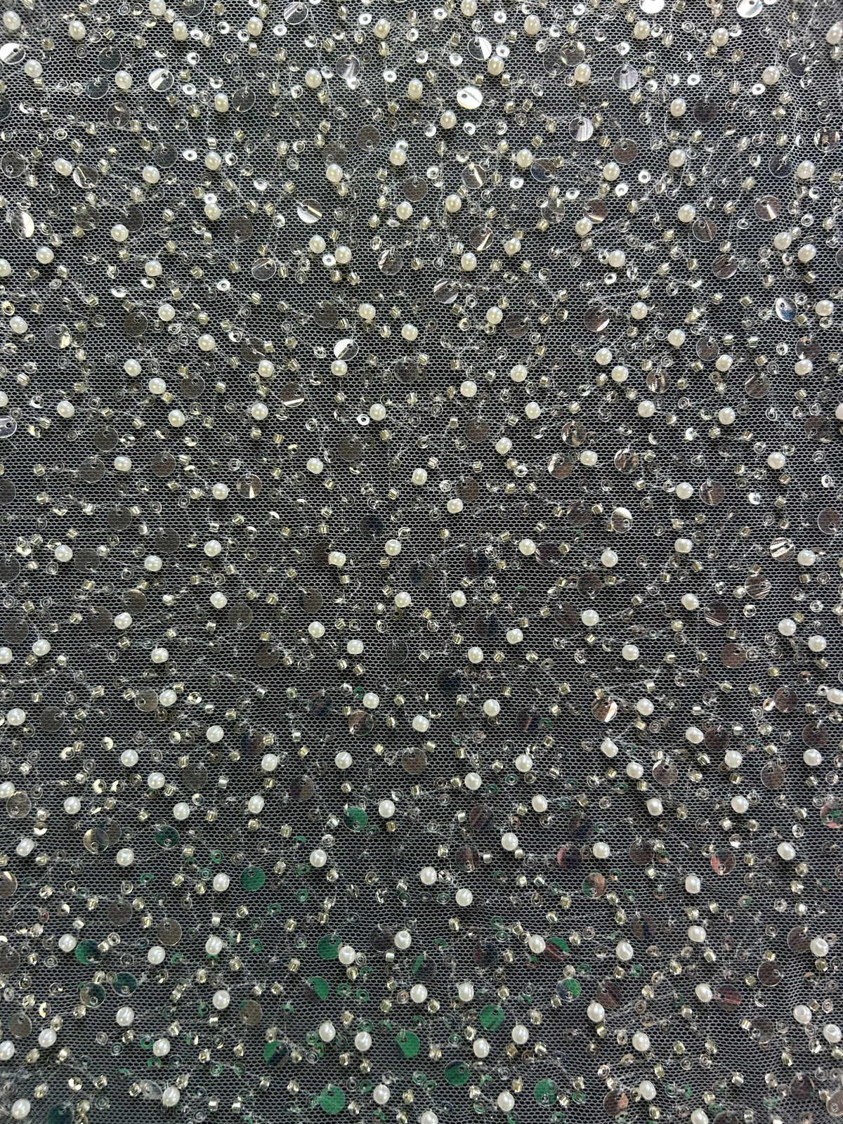 Paillettes ivoire, perle et tulle perlé - Timothia