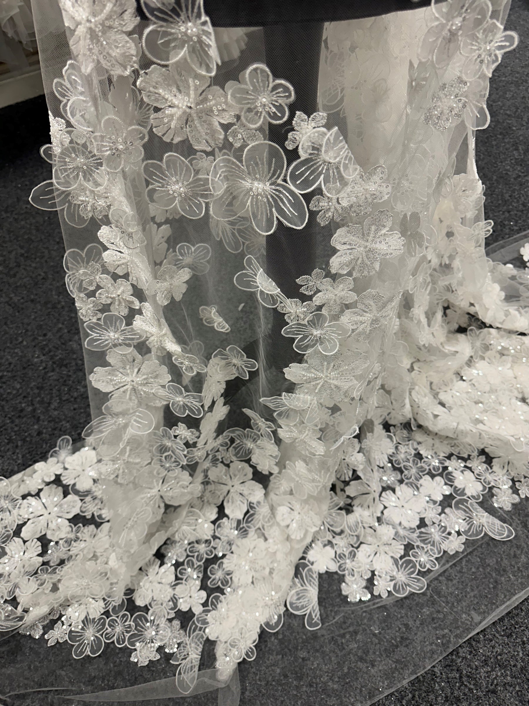 Dentelle de mariée ivoire - Sidonia