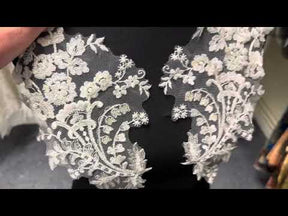 Appliques en dentelle ivoire à sequins - Justine